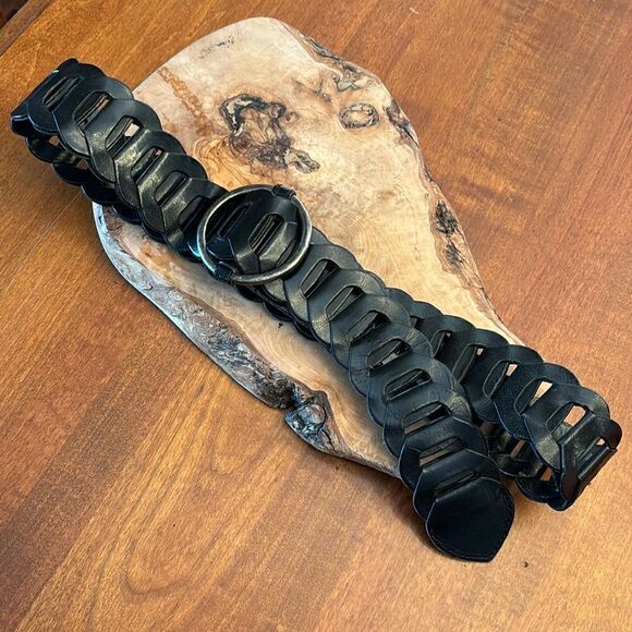 Black Leather Open Weave Adjustable Belt - Picture 1 of 8